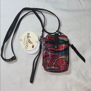 Authentic Sakroots wristlet smartphone case- NEW